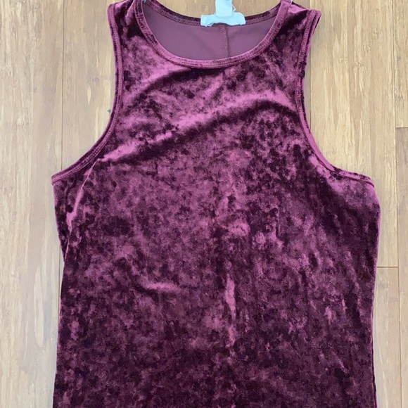 Forever 21 Dresses & Skirts - Crushed velvet dress